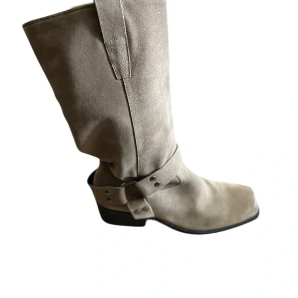 Steve Madden RUSKIN TAUPE SUEDE BOOTS size 9.5 - Picture 9 of 10